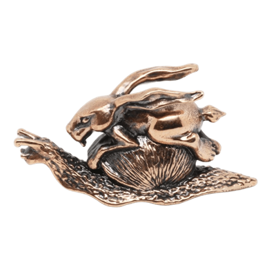 Заяц гонщик 23292